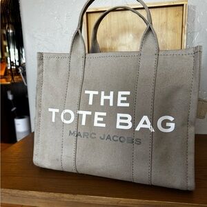 Marc Jacobs Medium Tote